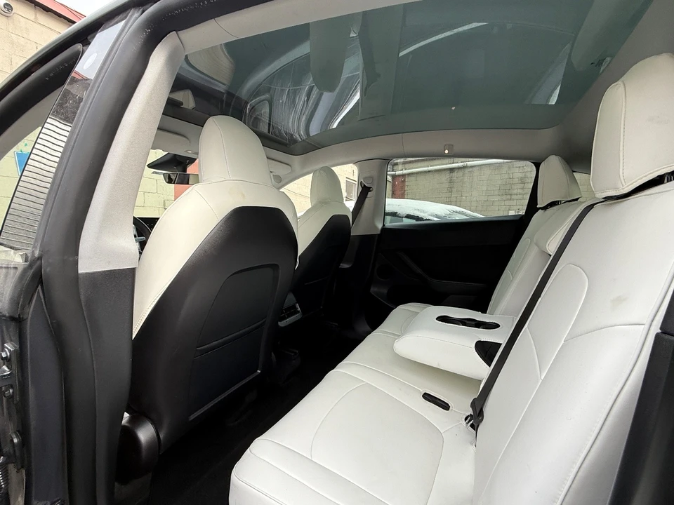 2021 Tesla Model Y - Image 17 of 19