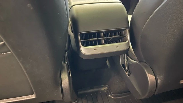 2021 Tesla Model Y - Image 31 of 31