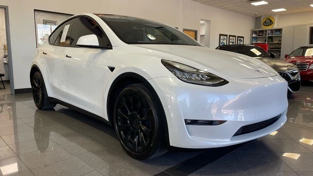 2021 Tesla Model Y - Image 7 of 31