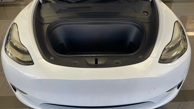 2021 Tesla Model Y - Image 21 of 31