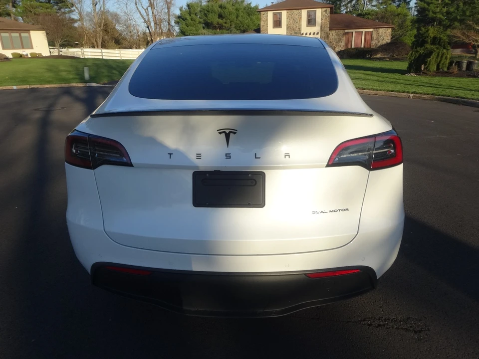 2021 Tesla Model Y - Image 7 of 20