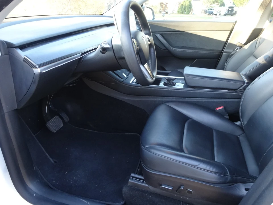 2021 Tesla Model Y - Image 11 of 20