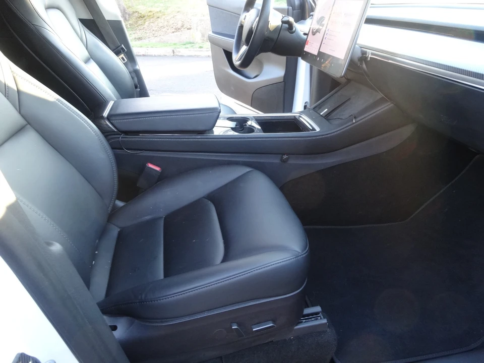 2021 Tesla Model Y - Image 12 of 20