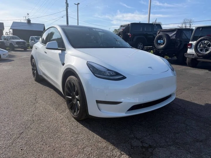 2021 Tesla Model Y - Image 2 of 13