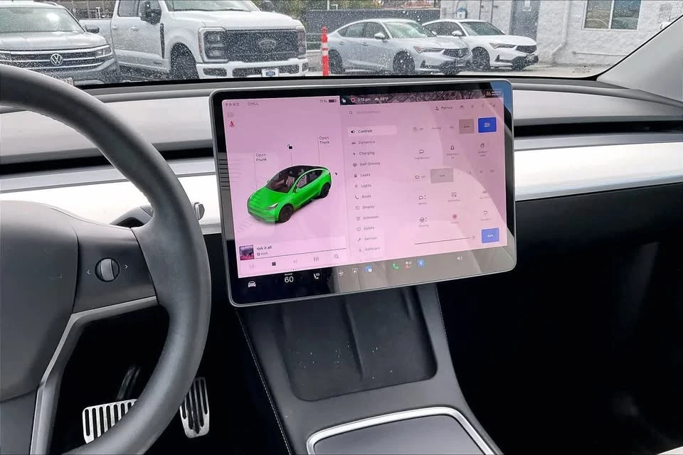 2021 Tesla Model Y - Image 13 of 20