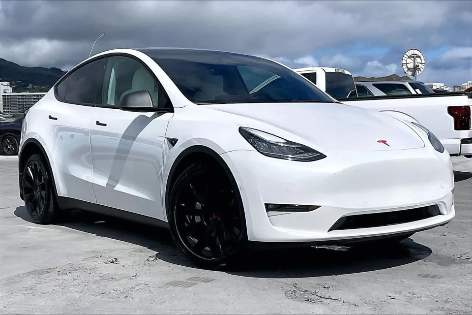 2021 Tesla Model Y - Image 19 of 20