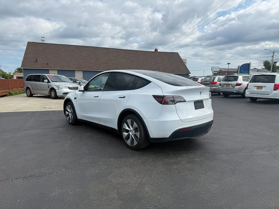 2021 Tesla Model Y - Image 14 of 20