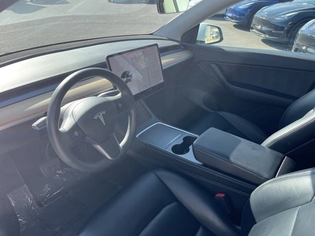 2021 Tesla Model Y - Image 13 of 21