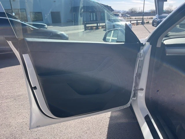 2021 Tesla Model Y - Image 12 of 21