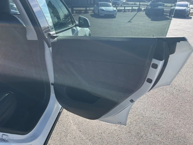 2021 Tesla Model Y - Image 19 of 21