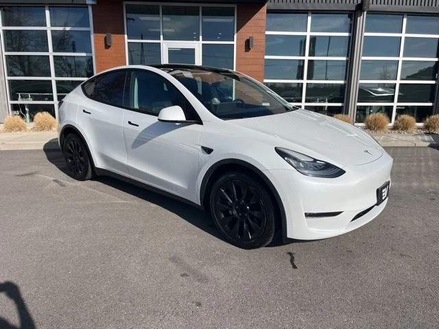 2021 Tesla Model Y - Image 9 of 21