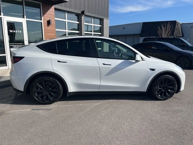 2021 Tesla Model Y - Image 8 of 21
