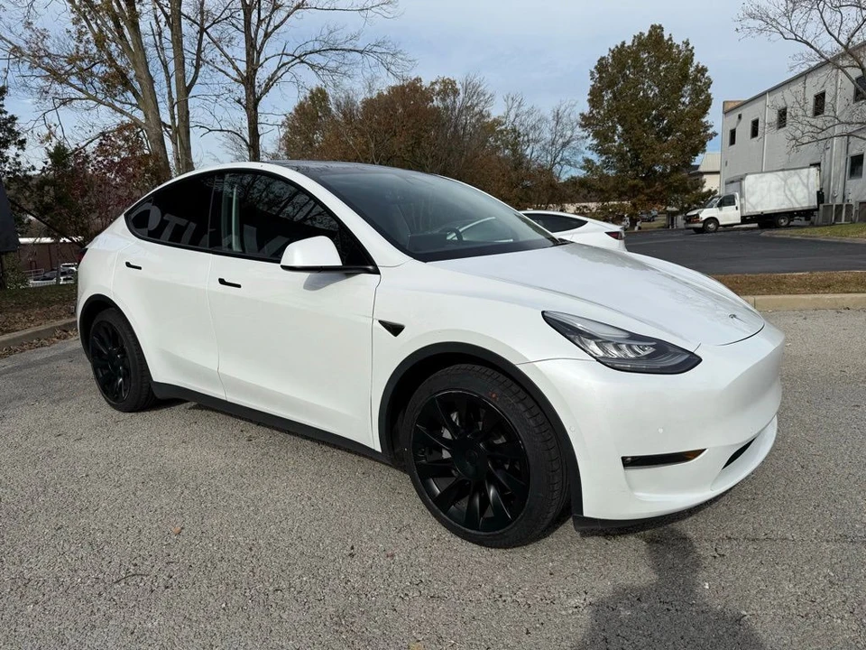 2021 Tesla Model Y - Image 3 of 12