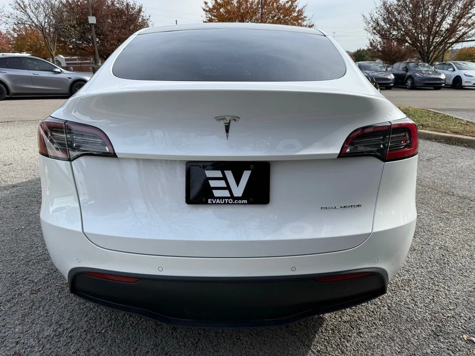 2021 Tesla Model Y - Image 5 of 12