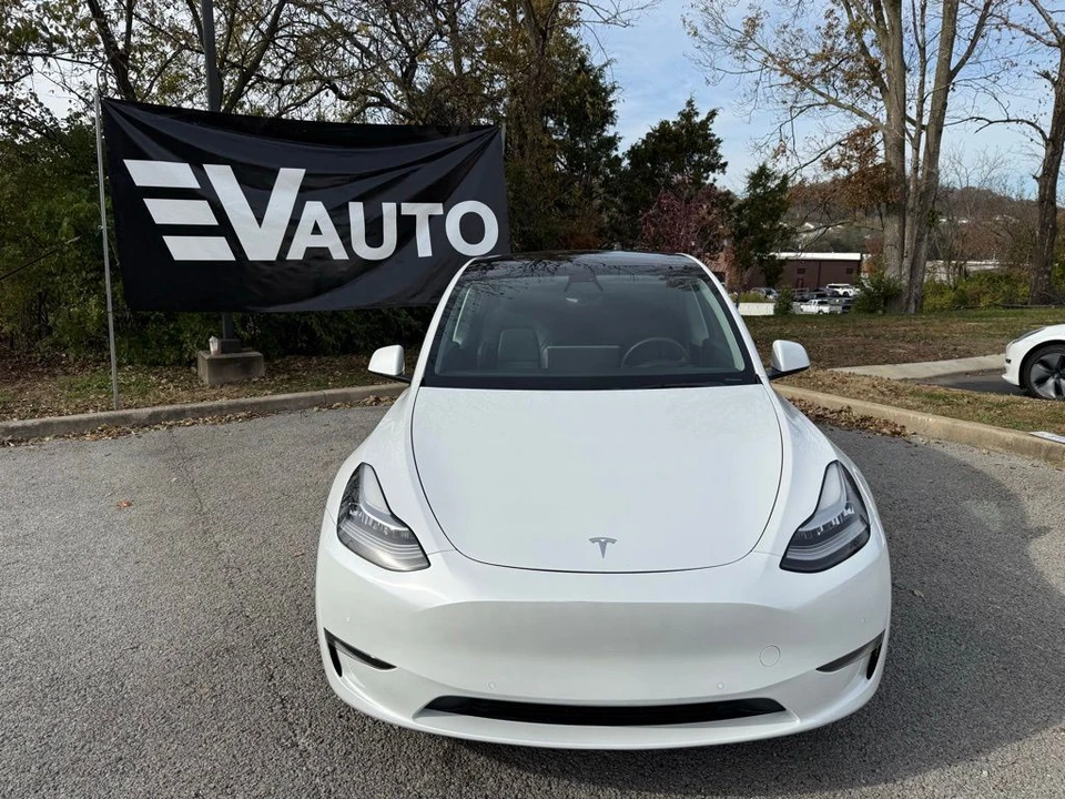 2021 Tesla Model Y - Image 2 of 12