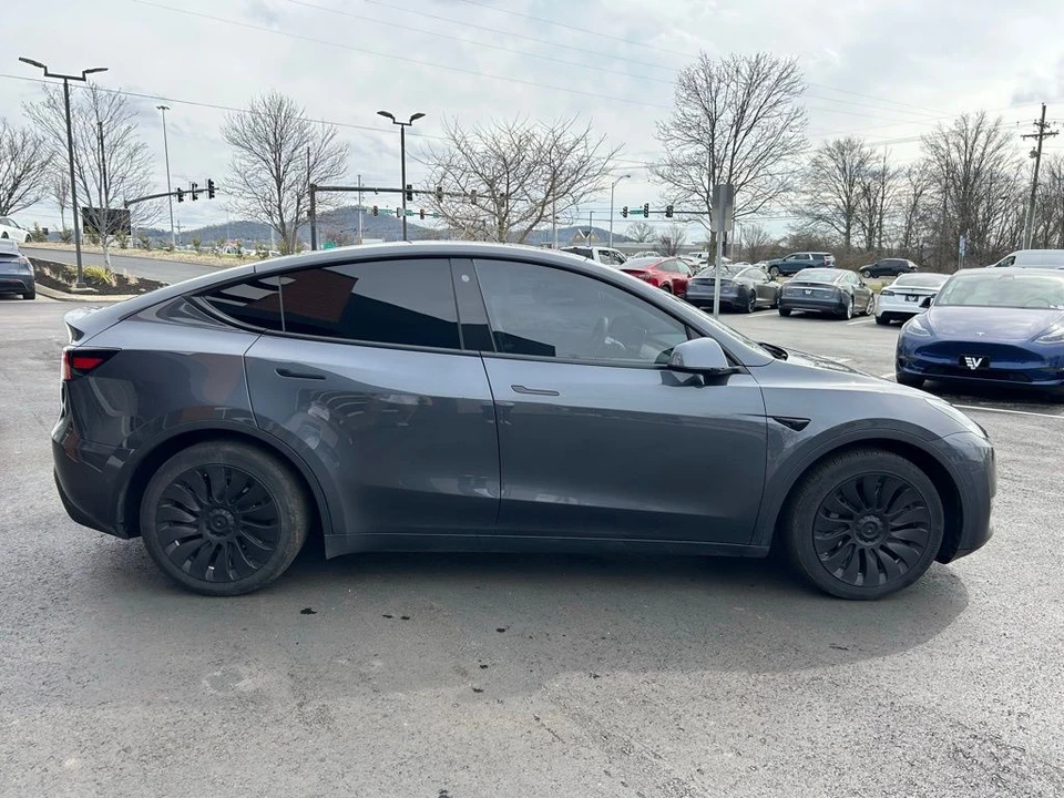 2021 Tesla Model Y - Image 4 of 17