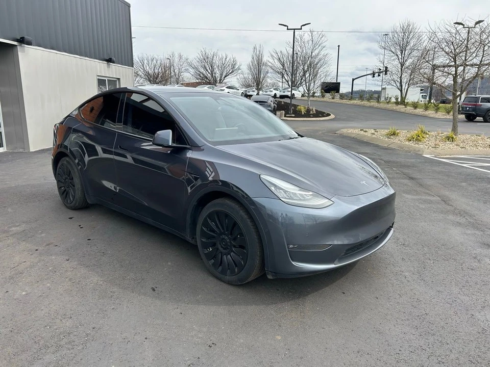 2021 Tesla Model Y - Image 3 of 17