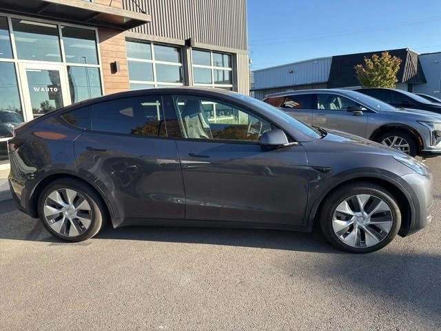2021 Tesla Model Y - Image 9 of 21
