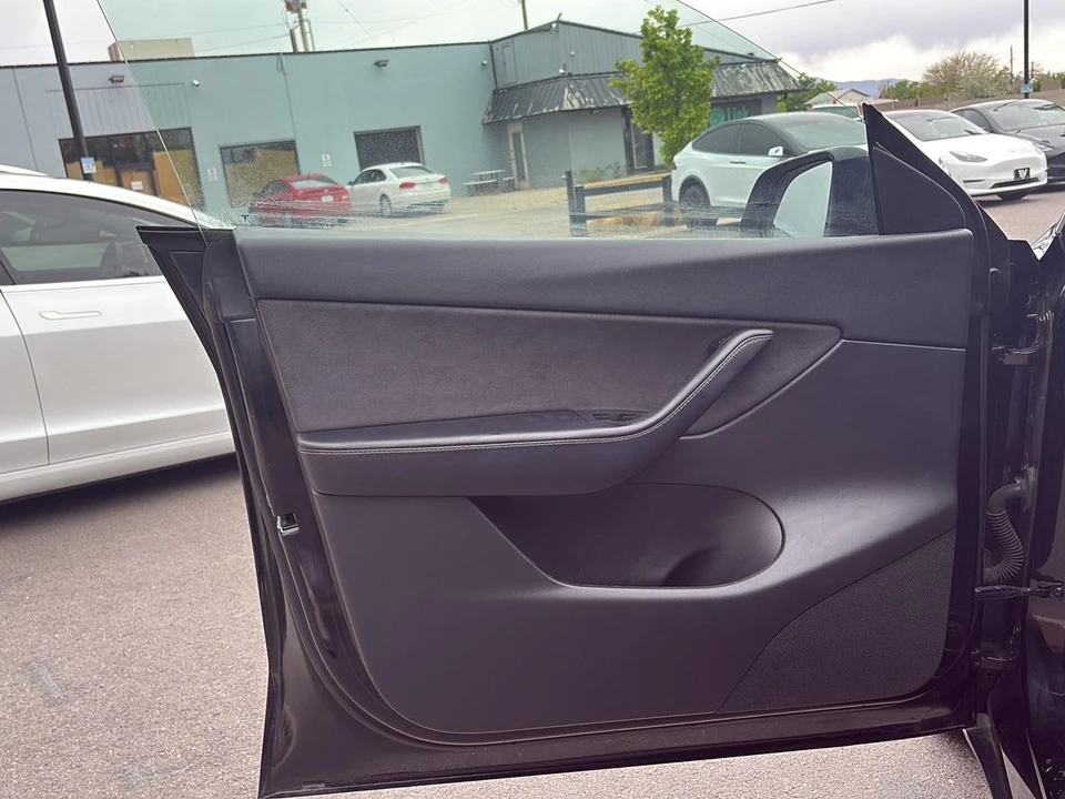 2021 Tesla Model Y - Image 11 of 25