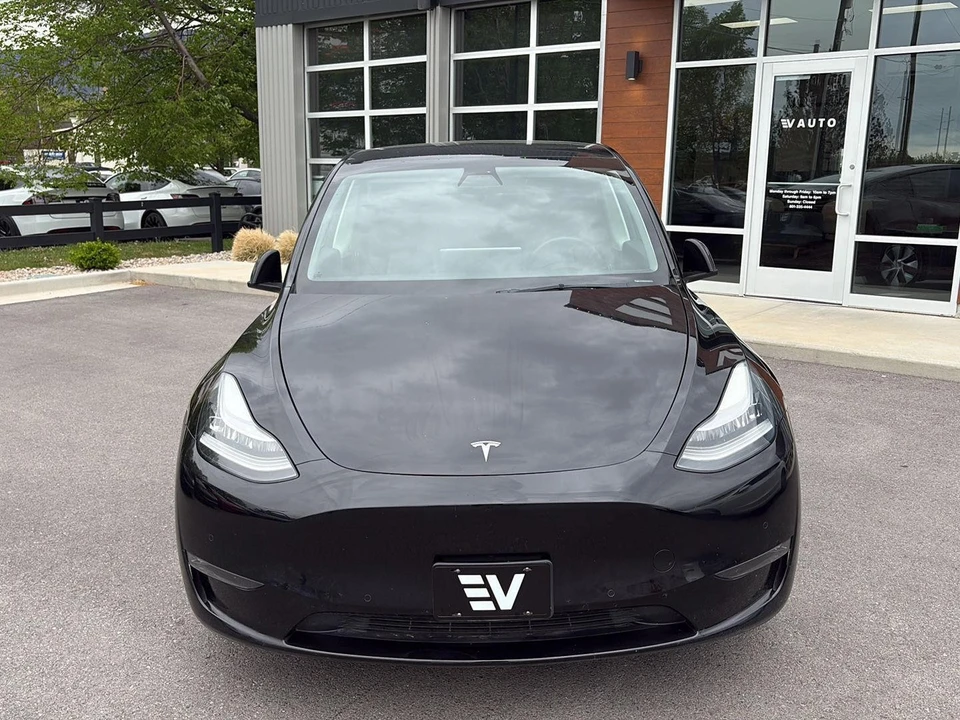 2021 Tesla Model Y - Image 3 of 25