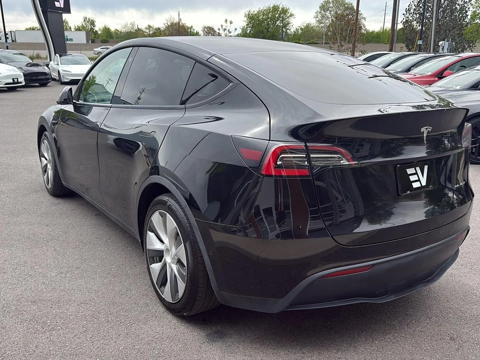 2021 Tesla Model Y - Image 6 of 25