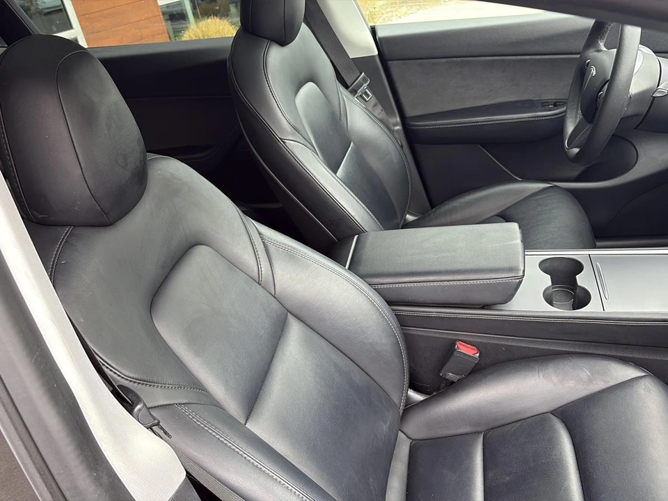 2021 Tesla Model Y - Image 22 of 25