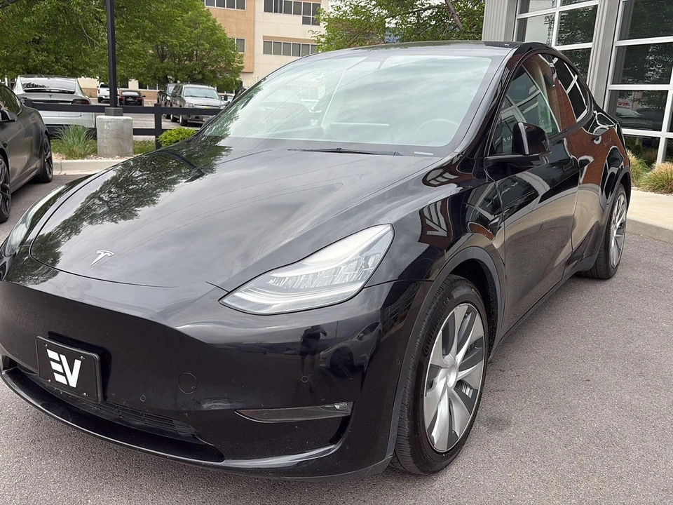 2021 Tesla Model Y - Image 4 of 25