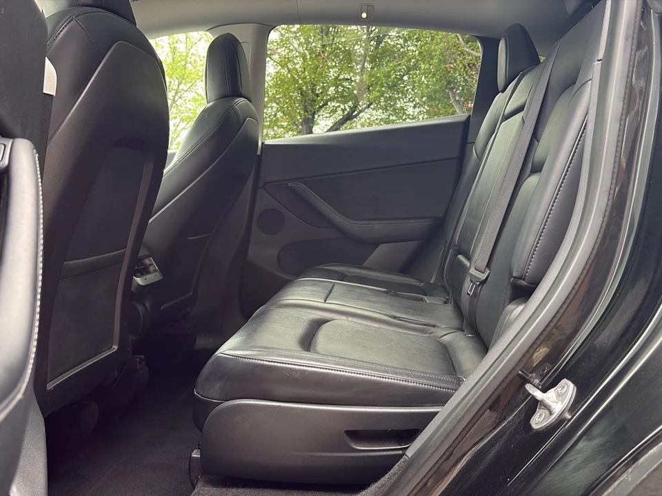 2021 Tesla Model Y - Image 16 of 25