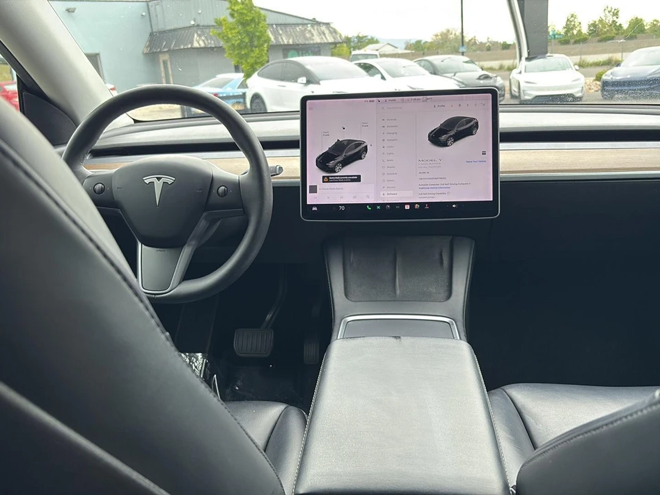 2021 Tesla Model Y - Image 20 of 25
