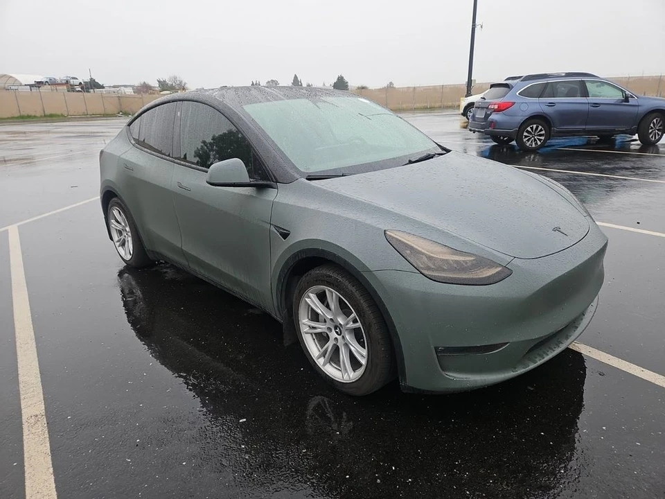 2021 Tesla Model Y - Image 2 of 7