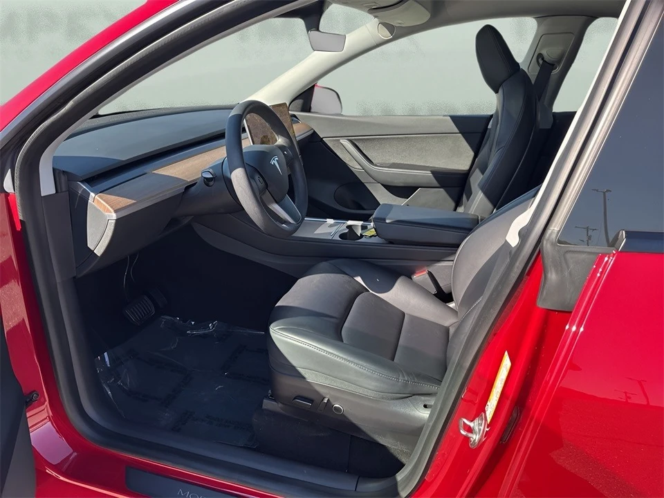 2021 Tesla Model Y - Image 9 of 12
