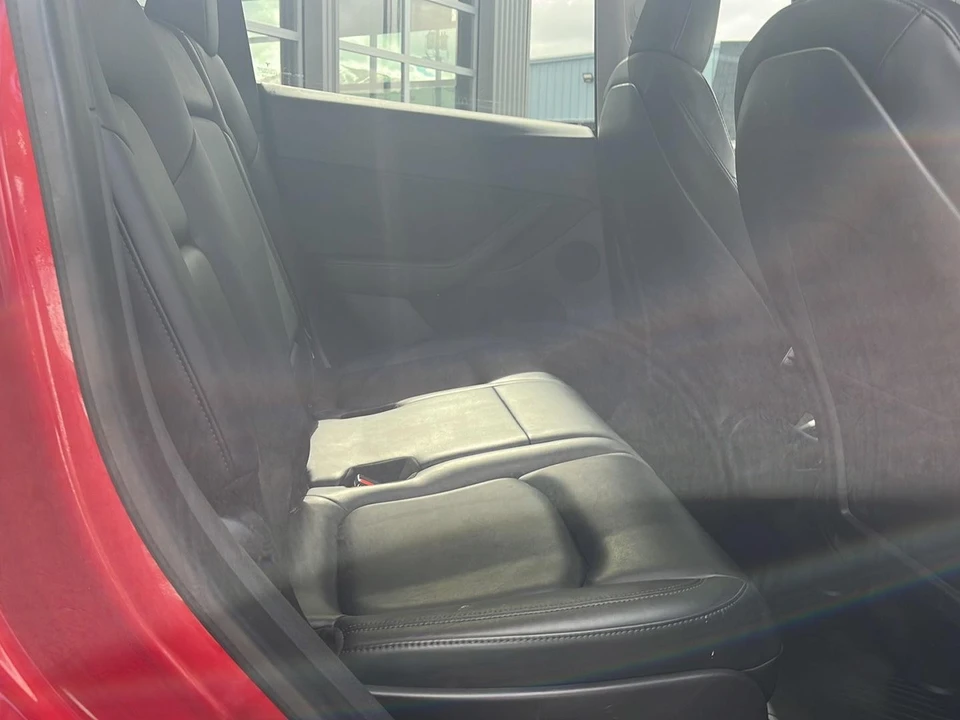 2021 Tesla Model Y - Image 19 of 21