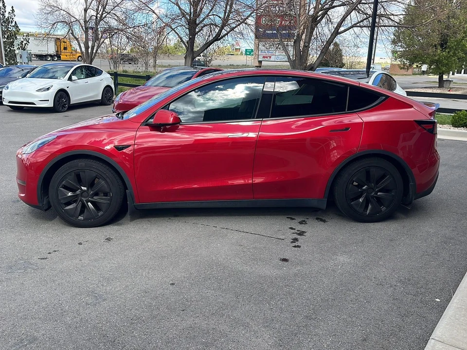 2021 Tesla Model Y - Image 5 of 21