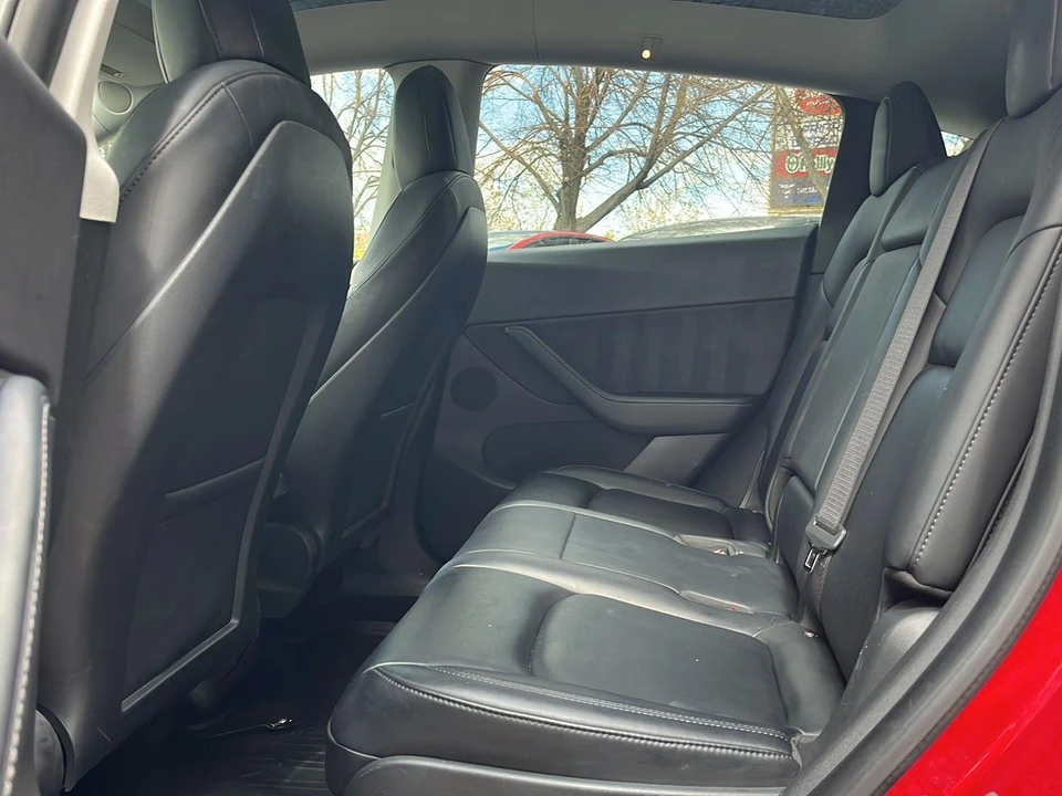 2021 Tesla Model Y - Image 16 of 21