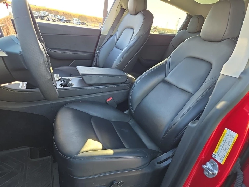 2021 Tesla Model Y - Image 5 of 8