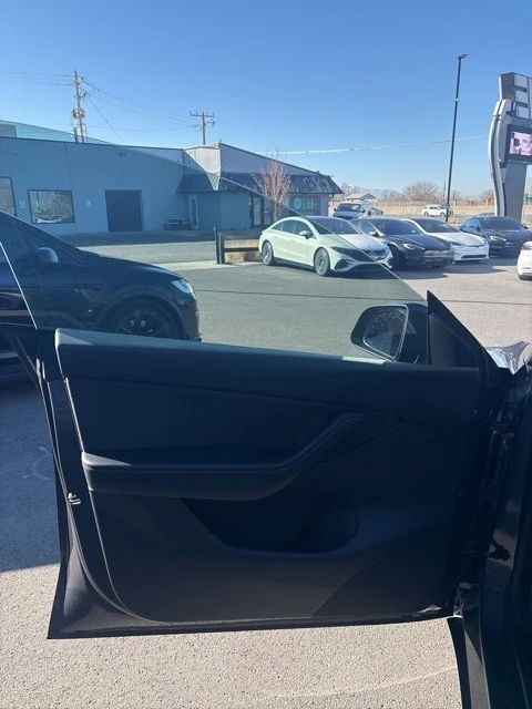 2021 Tesla Model Y - Image 13 of 21