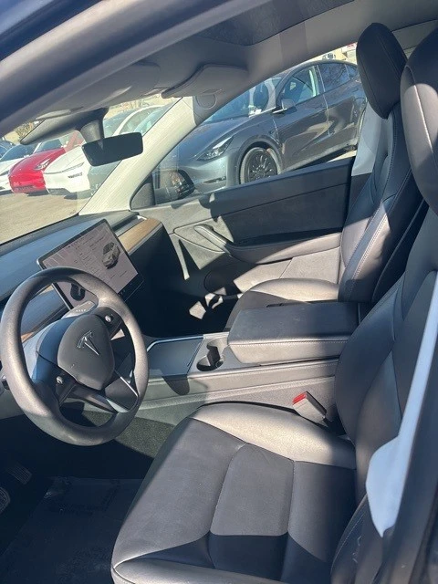 2021 Tesla Model Y - Image 15 of 21