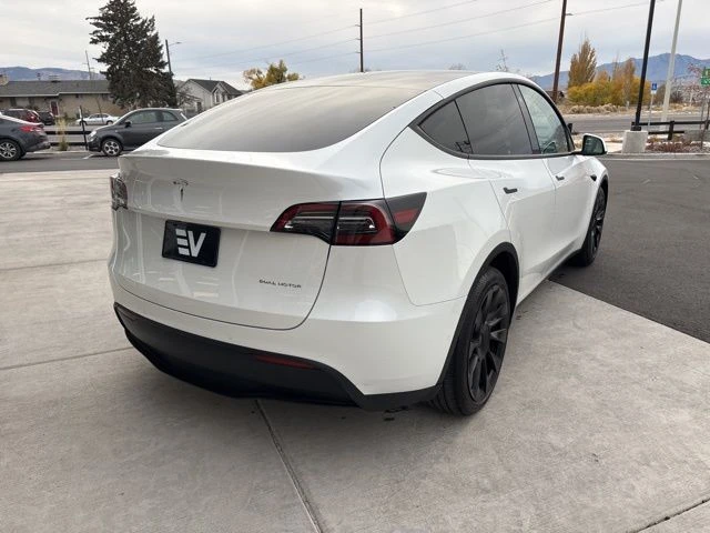 2021 Tesla Model Y - Image 8 of 21
