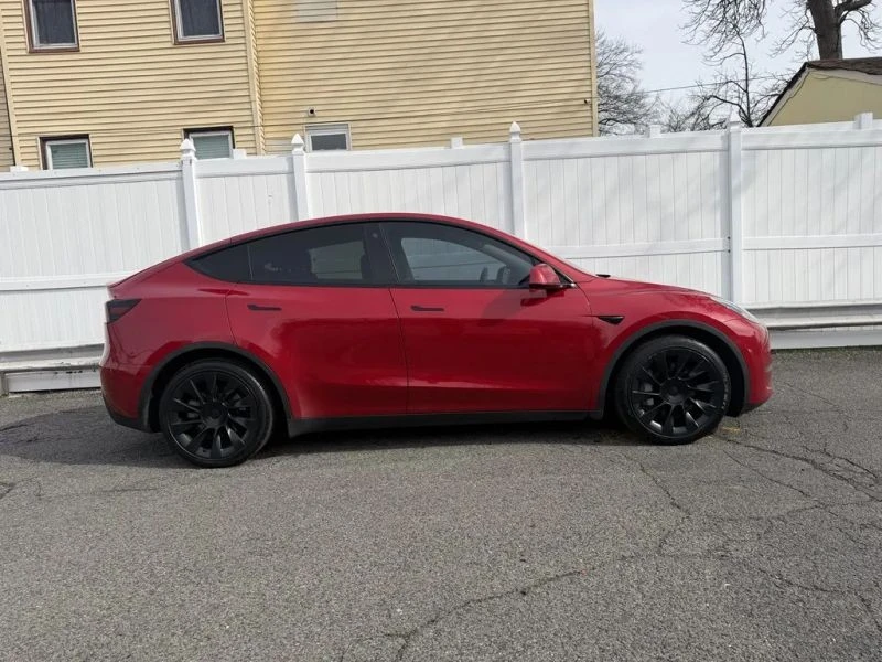 2021 Tesla Model Y - Image 8 of 12