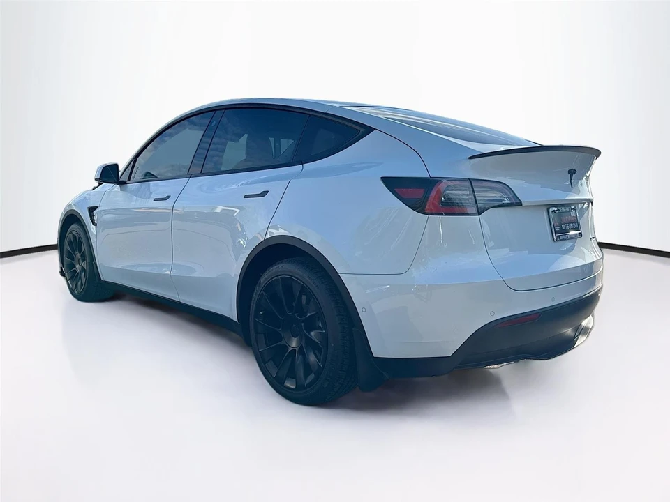 2021 Tesla Model Y - Image 5 of 21