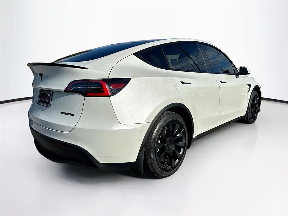 2021 Tesla Model Y - Image 7 of 21