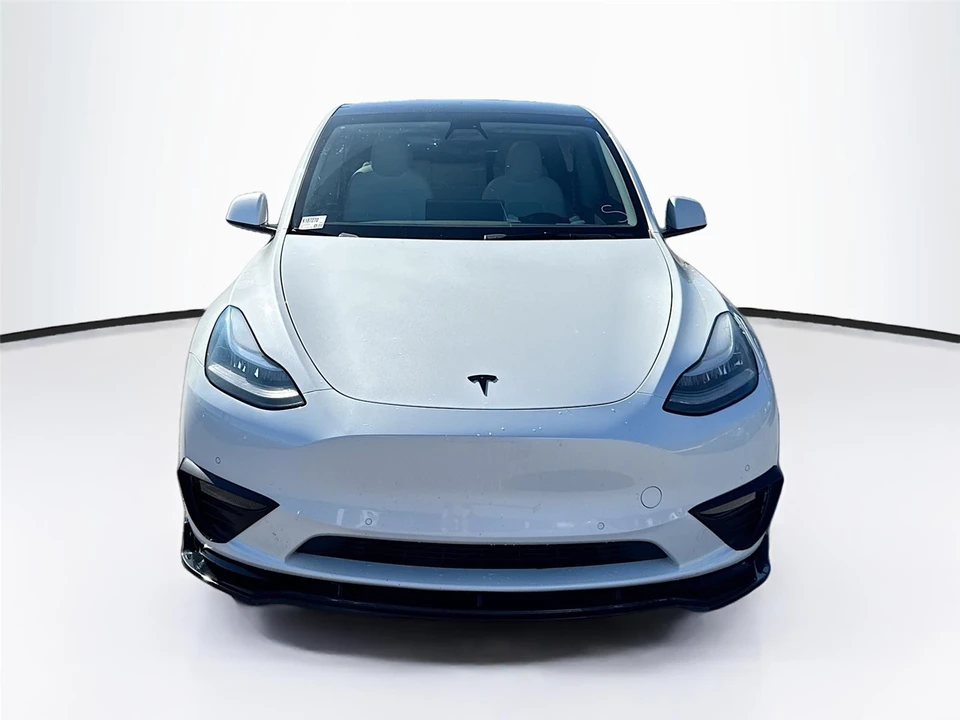 2021 Tesla Model Y - Image 2 of 17