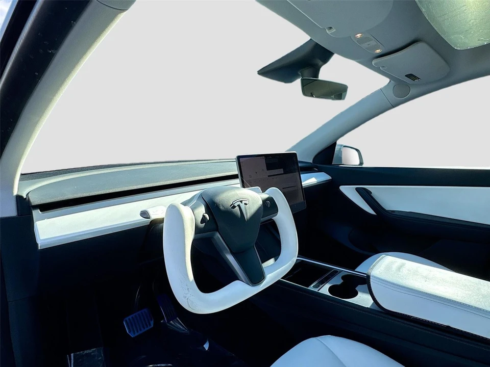 2021 Tesla Model Y - Image 9 of 21