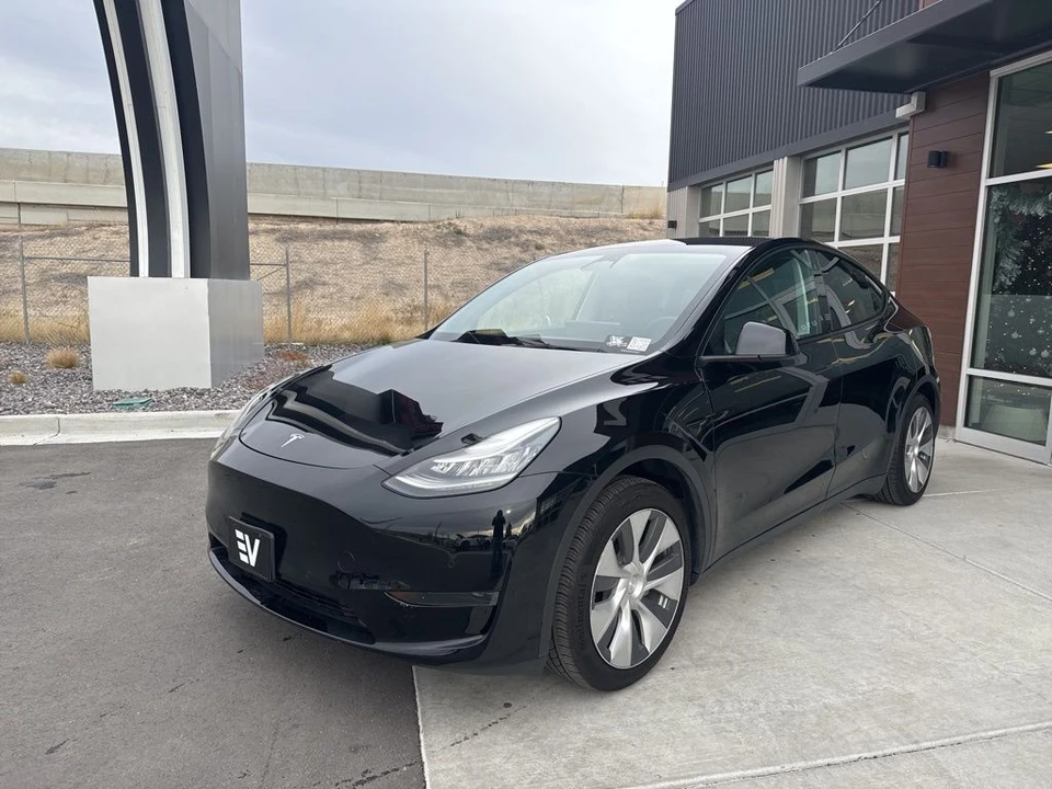 2021 Tesla Model Y - Image 3 of 21