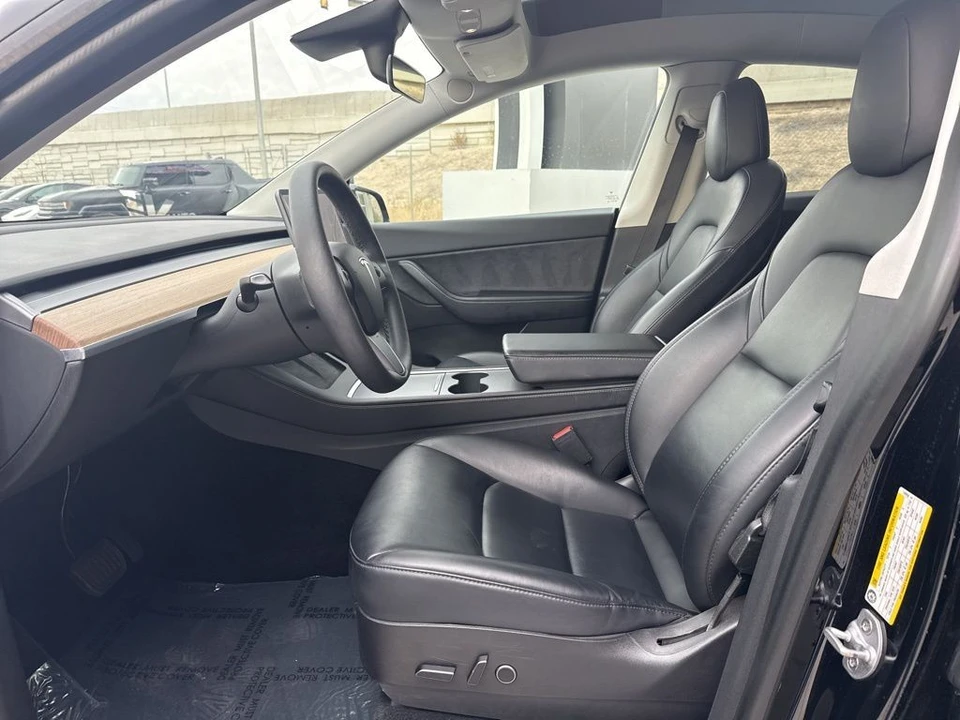 2021 Tesla Model Y - Image 12 of 21