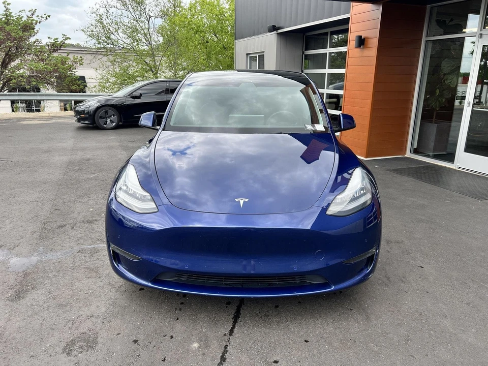 2021 Tesla Model Y - Image 2 of 17