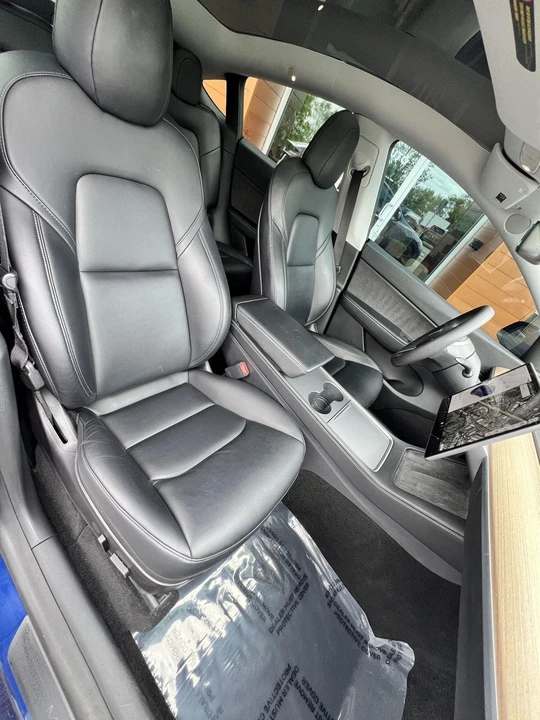 2021 Tesla Model Y - Image 12 of 17