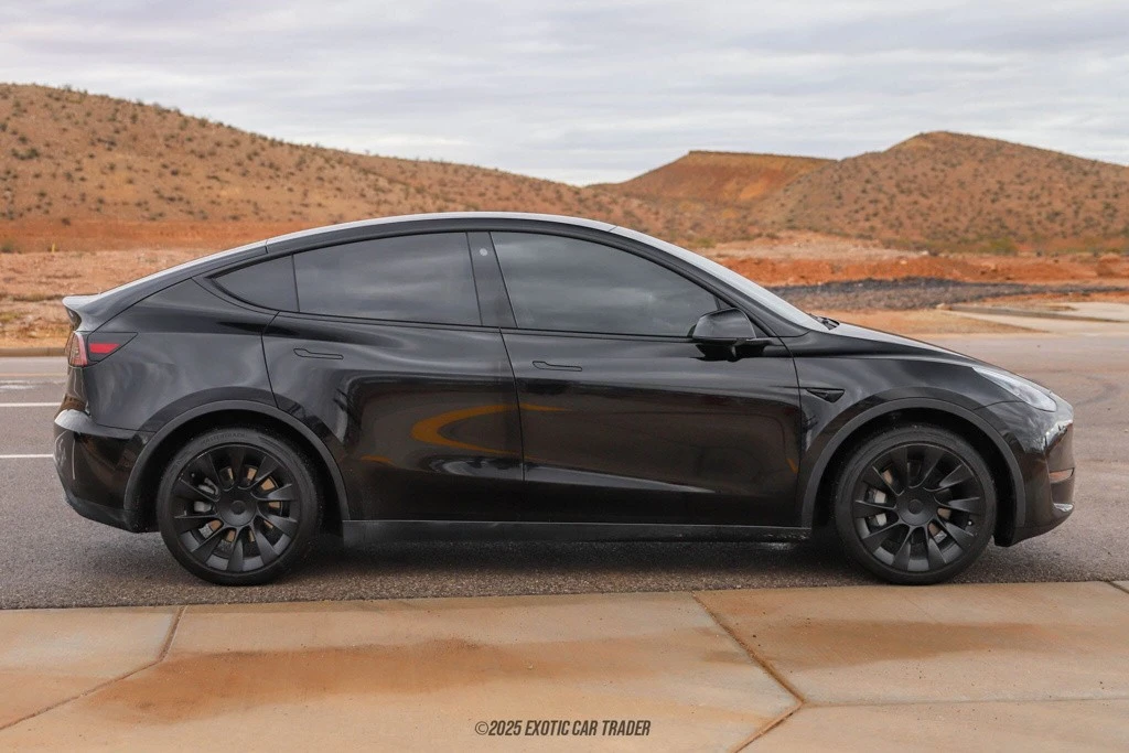 2021 Tesla Model Y - Image 9 of 12