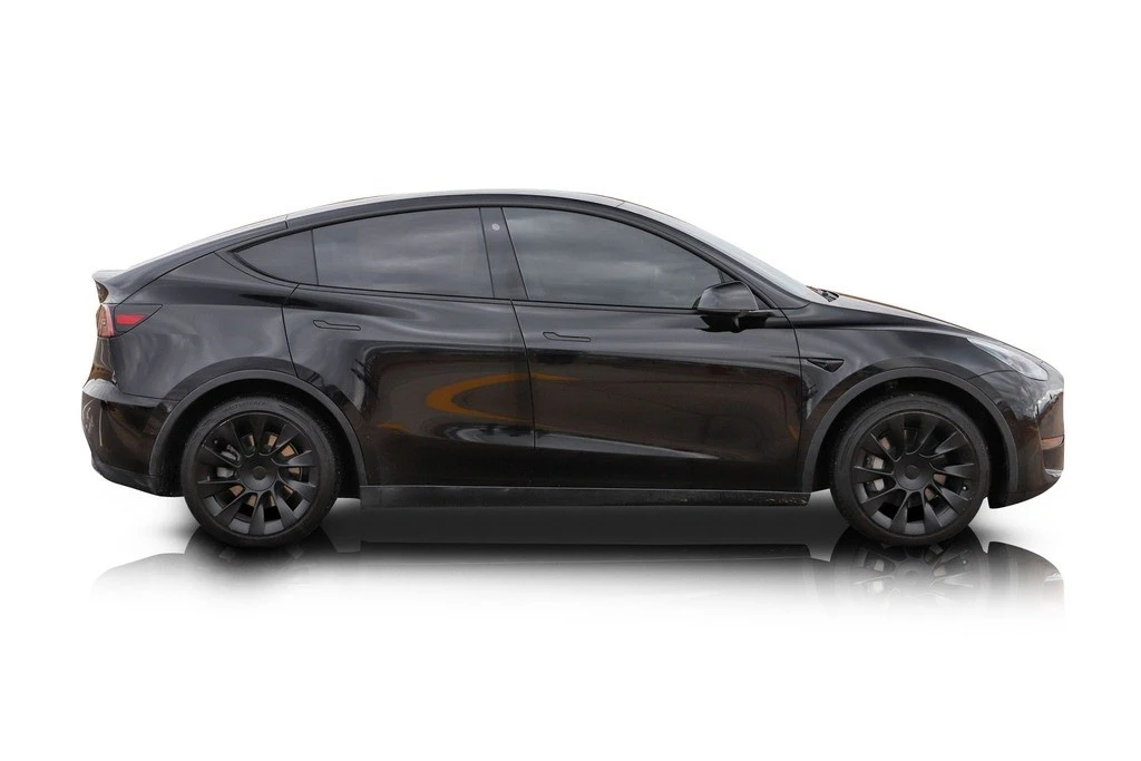 2021 Tesla Model Y - Image 2 of 12