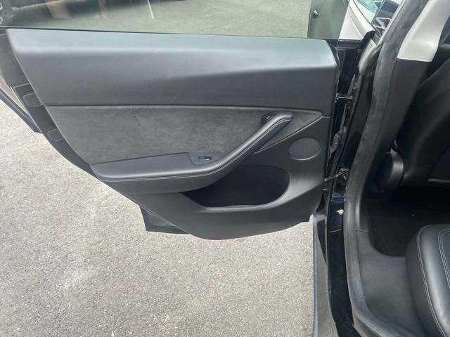 2021 Tesla Model Y - Image 14 of 21